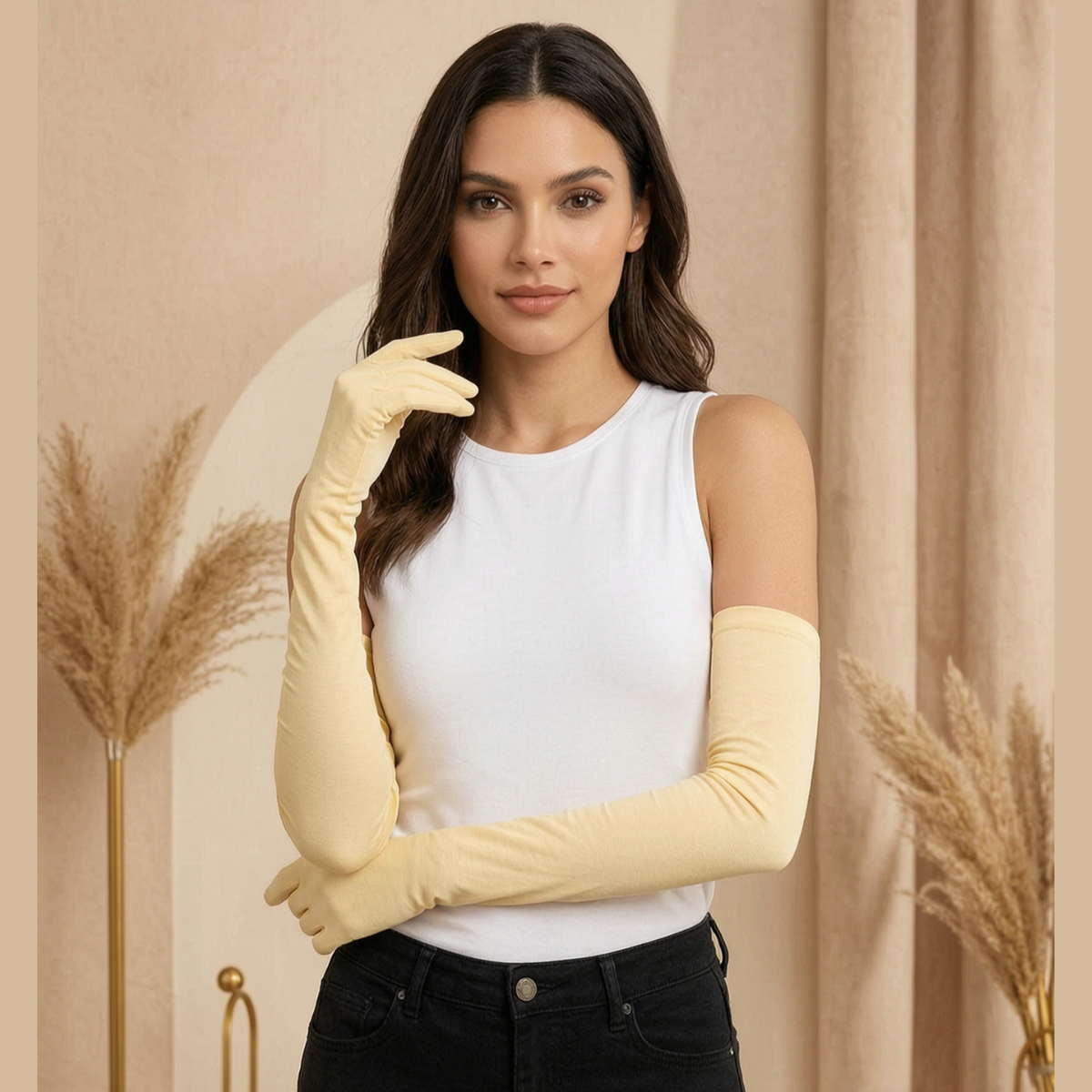 184 Nancy Full Hand Glow - Image 1